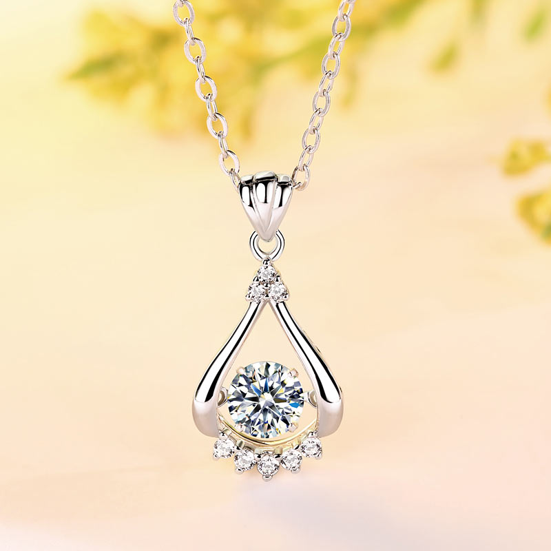 Dancing Stone 0.5 Carat Moissanite Diamond Necklace 925 Sterling Silver