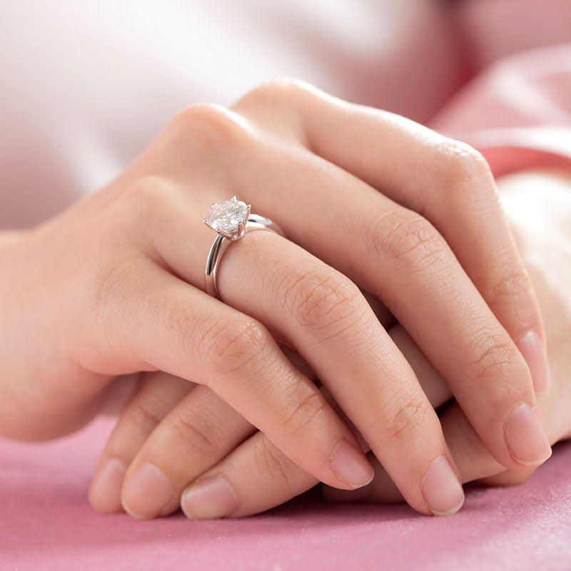 1.5 Carat Moissanite Diamond Solitaire Engagement Ring 925 Sterling Silver