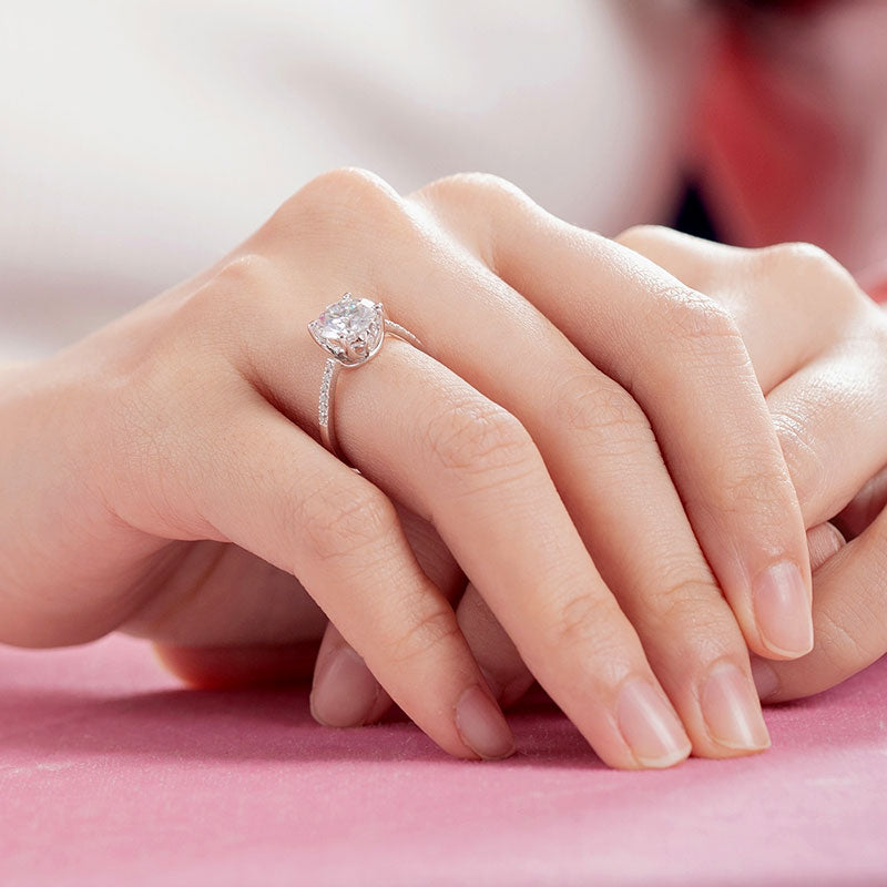 2 Carat Moissanite Diamond (8 mm) Engagement Ring 925 Sterling Silver