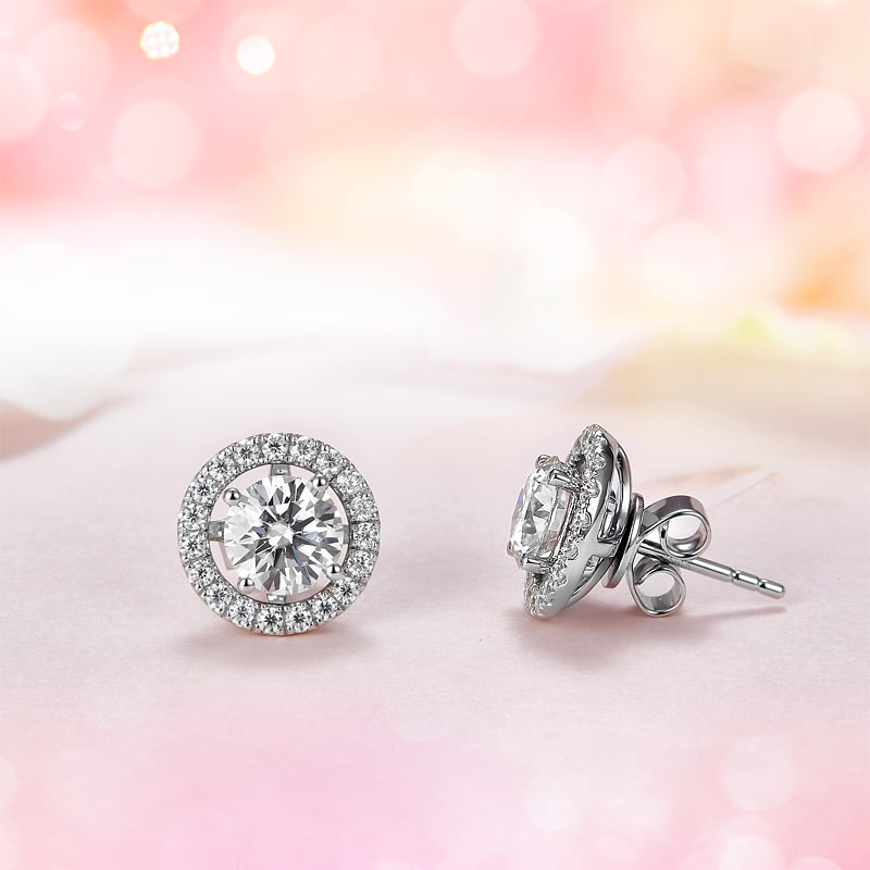 1 Carat Moissanite Diamond 4 Claws Stud Earrings 925 Sterling Silver