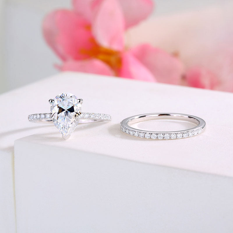 2 Carat Pear Cut Moissanite Diamond  Ring Set (1 pcs / 2 pcs) 925 Sterling Silver